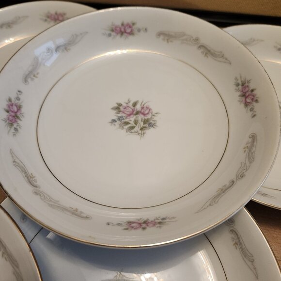 6- Crest Wood Bridal Rose China Japan 7.25" Bowls 1390 - Picture 2 of 9